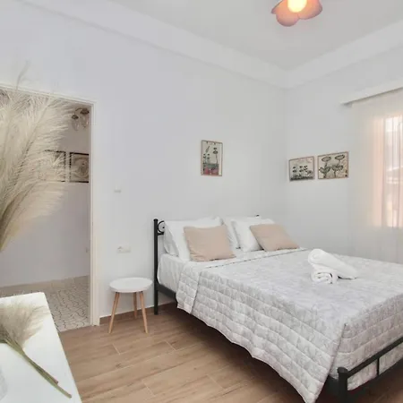 Nina Apartment